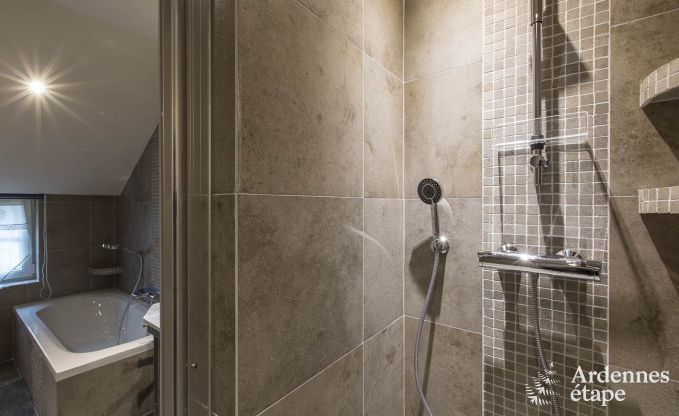 Villa de Luxe � Bi�vre pour 19 personnes en Ardenne