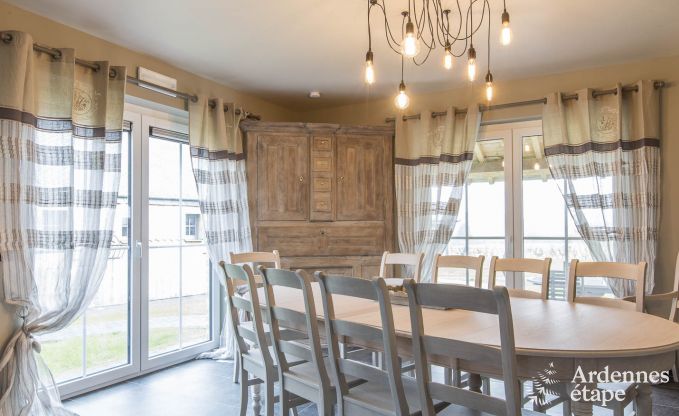 Villa de Luxe � Bi�vre pour 19 personnes en Ardenne