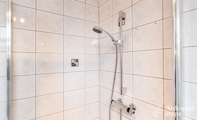 Maison de vacances  Bilstain pour 14 personnes en Ardenne