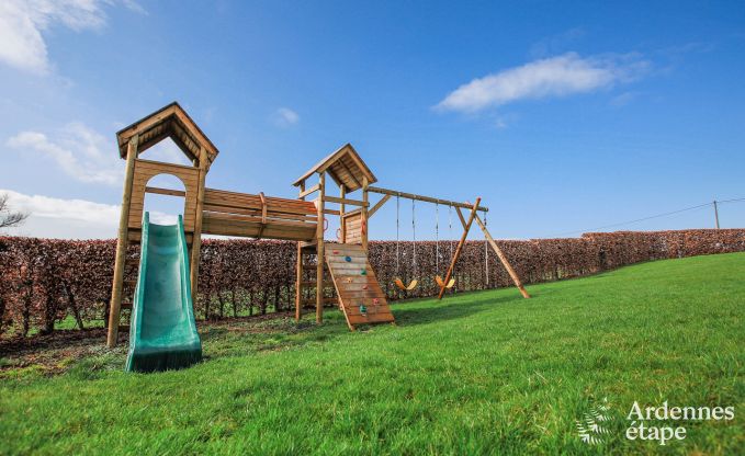 Maison de vacances  Bilstain pour 14 personnes en Ardenne