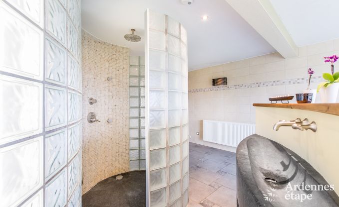 Maison de vacances  Bilstain pour 14 personnes en Ardenne