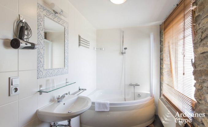 Maison de vacances  Bouillon (Ucimont) pour 27 personnes en Ardenne