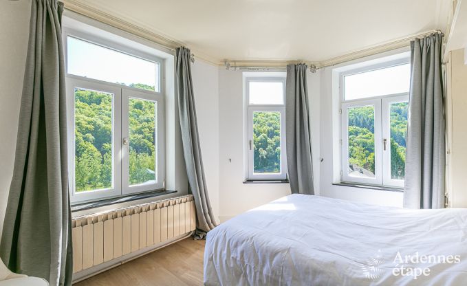 Maison de vacances � Bouillon pour 30/36 personnes en Ardenne