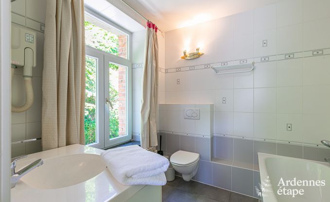 Maison de vacances � Bouillon pour 30/36 personnes en Ardenne