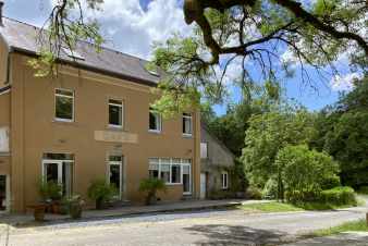 Maison de vacances pour 8 personnes près de Bouillon : confort authentique et moderne