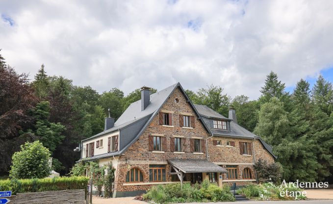 Maison de vacances � Bouillon pour 36/40 personnes en Ardenne