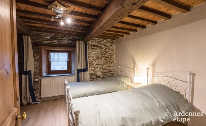Maison de vacances � Bouillon pour 15 personnes en Ardenne