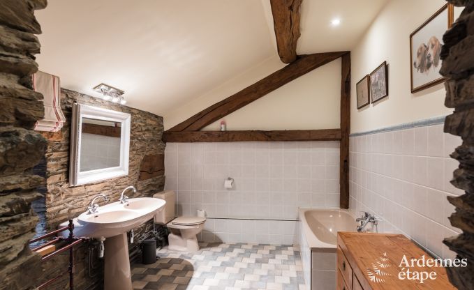 Maison de vacances � Bouillon pour 15 personnes en Ardenne