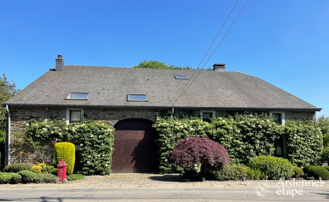 Maison de vacances � Bouillon pour 15 personnes en Ardenne