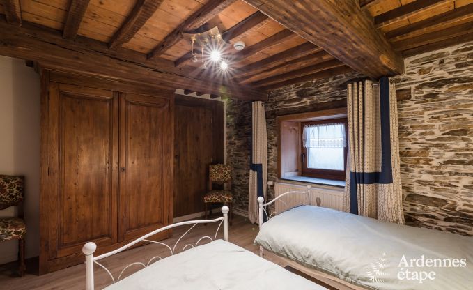 Maison de vacances � Bouillon pour 15 personnes en Ardenne