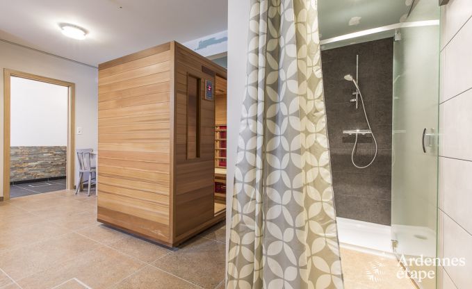 Maison de vacances � Bouillon pour 22 personnes en Ardenne