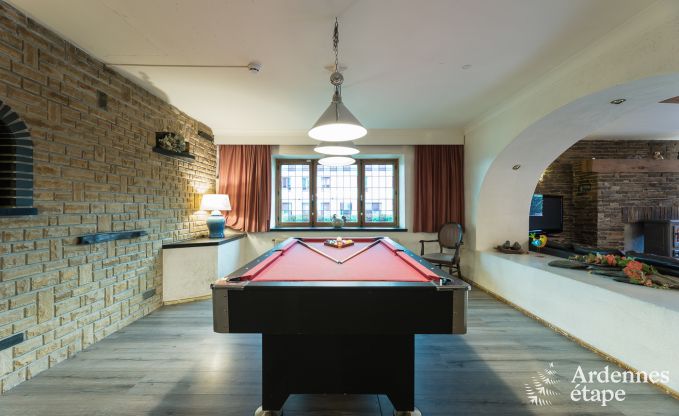 Maison de vacances � Bouillon pour 30 personnes en Ardenne