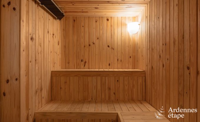 Maison de vacances � Bouillon pour 30 personnes en Ardenne