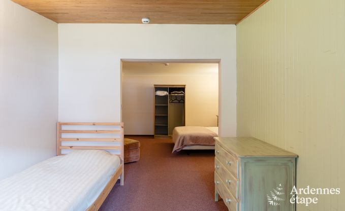 Maison de vacances � Bouillon pour 30 personnes en Ardenne