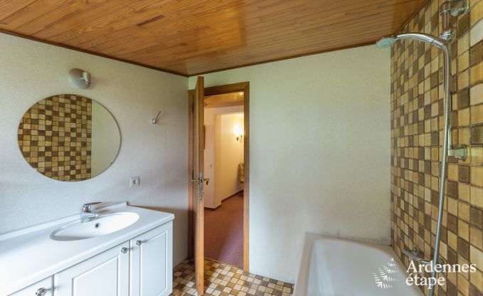 Maison de vacances � Bouillon pour 30 personnes en Ardenne