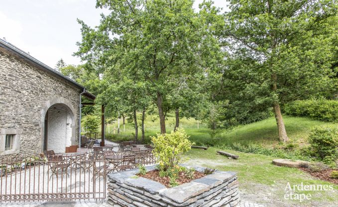 Villa de Luxe � Bouillon pour 20 personnes en Ardenne