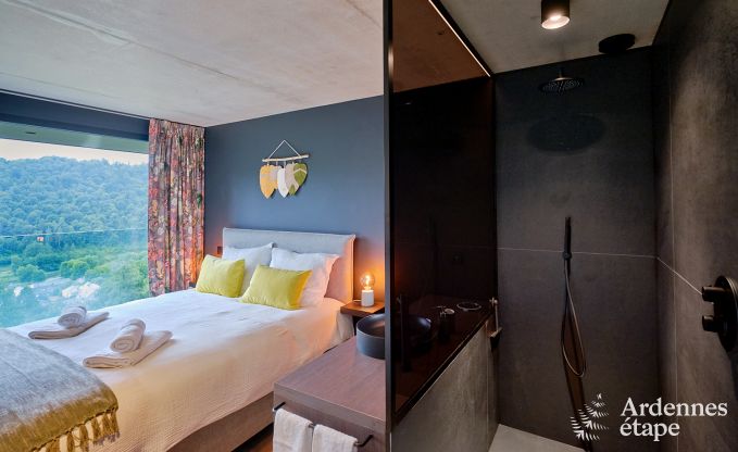 Villa de luxe pour 14 personnes  Poupehan avec 6 chambres et salles de bains, piscine intrieure et sauna