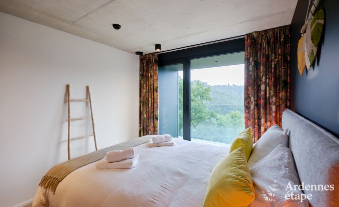 Villa de luxe pour 14 personnes  Poupehan avec 6 chambres et salles de bains, piscine intrieure et sauna