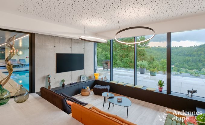 Villa de luxe pour 14 personnes  Poupehan avec 6 chambres et salles de bains, piscine intrieure et sauna