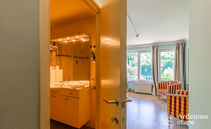 Maison de vacances � Bouillon pour 30/36 personnes en Ardenne