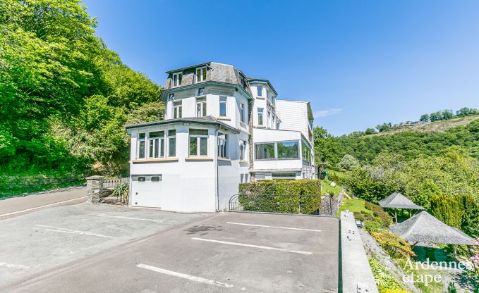 Maison de vacances � Bouillon pour 30/36 personnes en Ardenne