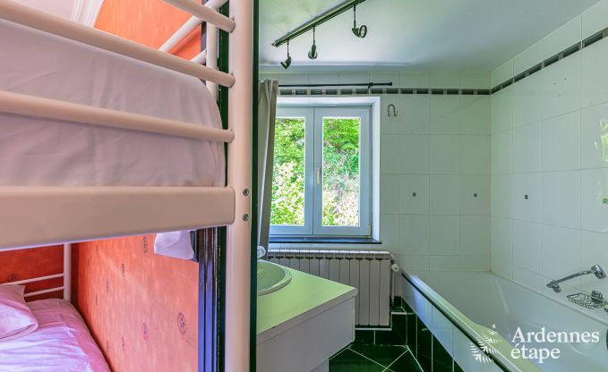 Maison de vacances � Bouillon pour 30/36 personnes en Ardenne