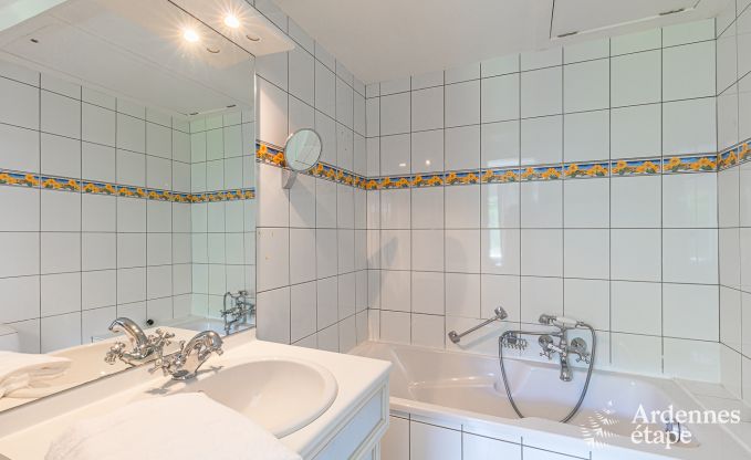 Maison de vacances � Bouillon pour 30/36 personnes en Ardenne