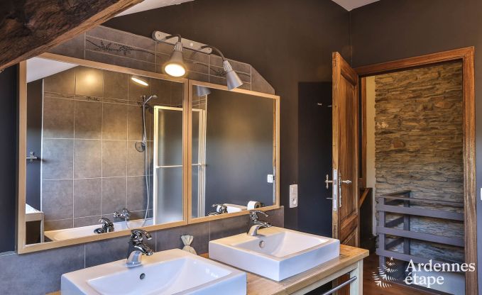 Maison de vacances � Bouillon pour 9 personnes en Ardenne
