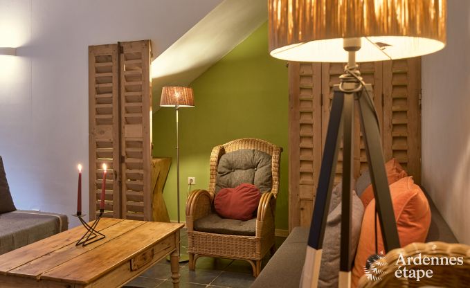 De l'ancien caf  la maison de vacances pour 8 personnes  Bouillon : charme authentique et confort moderne
