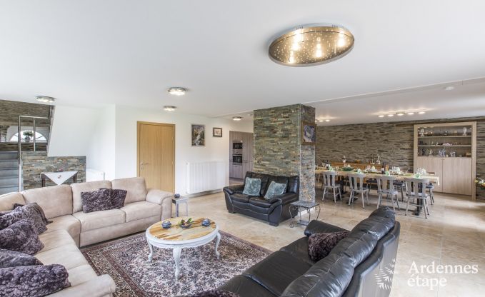 Maison de vacances � Bouillon pour 22 personnes en Ardenne