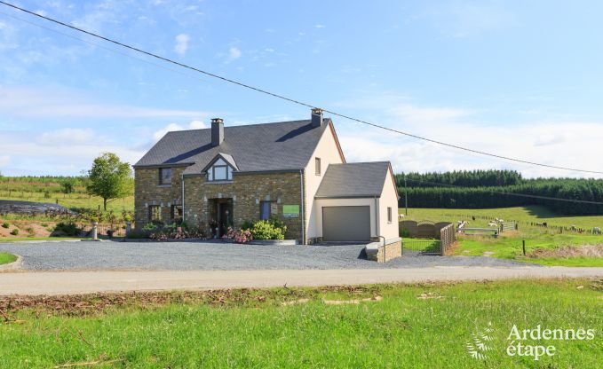 Maison de vacances � Bouillon pour 10 personnes en Ardenne