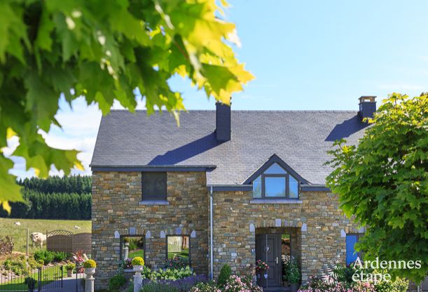 Maison de vacances � Bouillon pour 10 personnes en Ardenne
