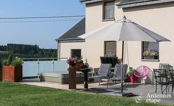 Maison de vacances � Bouillon pour 10 personnes en Ardenne