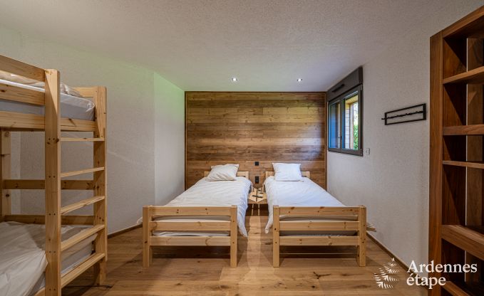 Chalet de luxe  Brognon pour 20 personnes avec piscine extrieure chauffe, jacuzzi extrieur et sauna au bord du lac