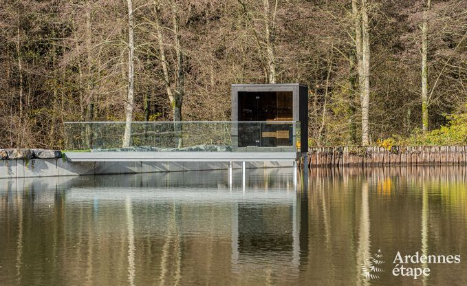 Chalet de luxe  Brognon pour 20 personnes avec piscine extrieure chauffe, jacuzzi extrieur et sauna au bord du lac