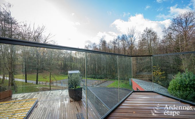 Chalet de luxe  Brognon pour 20 personnes avec piscine extrieure chauffe, jacuzzi extrieur et sauna au bord du lac