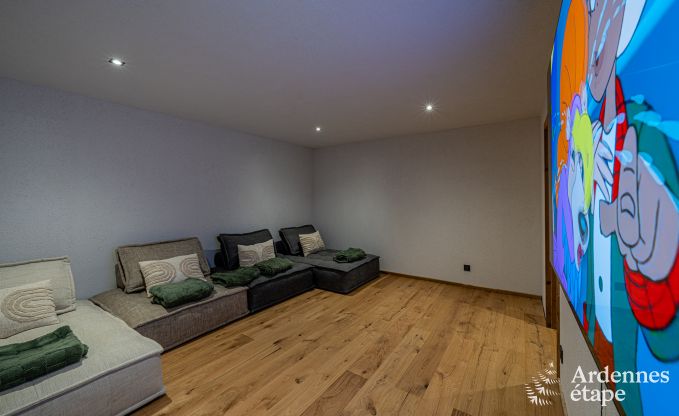 Chalet de luxe  Brognon pour 20 personnes avec piscine extrieure chauffe, jacuzzi extrieur et sauna au bord du lac