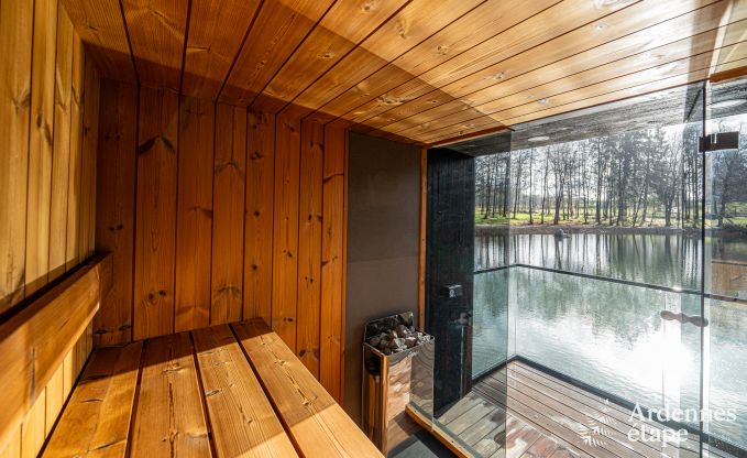 Chalet de luxe  Brognon pour 20 personnes avec piscine extrieure chauffe, jacuzzi extrieur et sauna au bord du lac