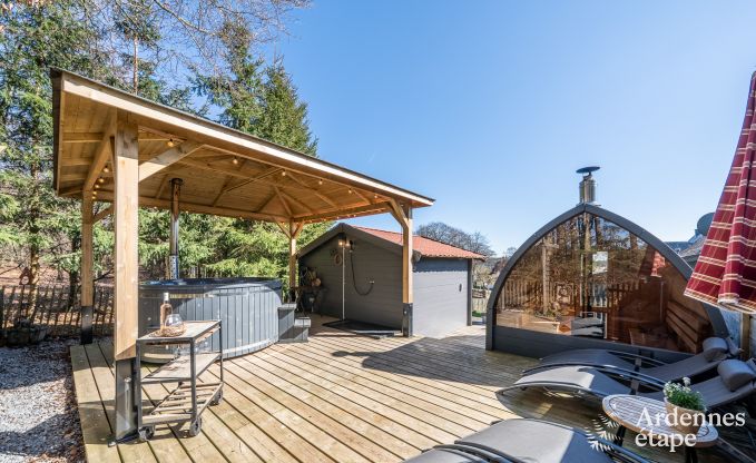 Charmante maison de vacances � Bullange : pour 4 personnes avec bain nordique et sauna