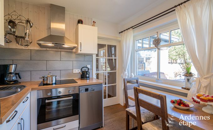 Charmante maison de vacances � Bullange : pour 4 personnes avec bain nordique et sauna