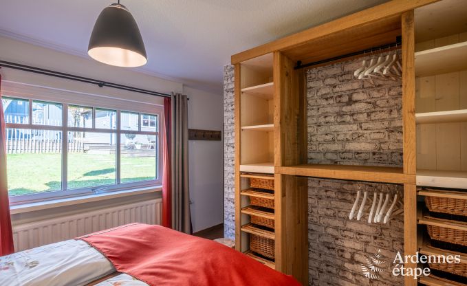 Charmante maison de vacances � Bullange : pour 4 personnes avec bain nordique et sauna