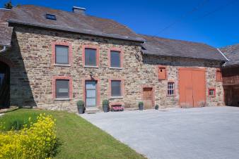 Charmante maison de vacances  Burg-Reuland pour 4 en Ardenne