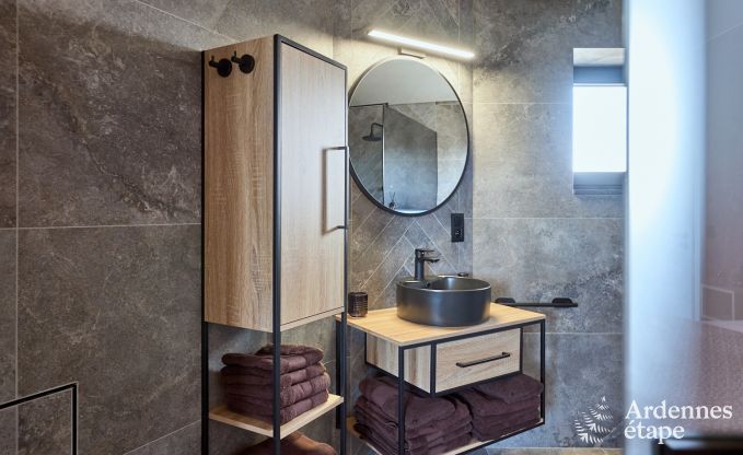 Maison de vacances de luxe � Butgenbach : ch�teau d'eau avec sauna, jacuzzi et vue panoramique pour 6 personnes