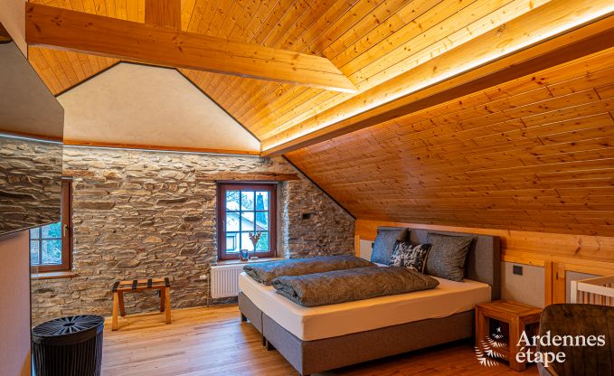 Vaste et luxueuse villa pour 14 personnes avec piscine int�rieure dans les Hautes Fagnes