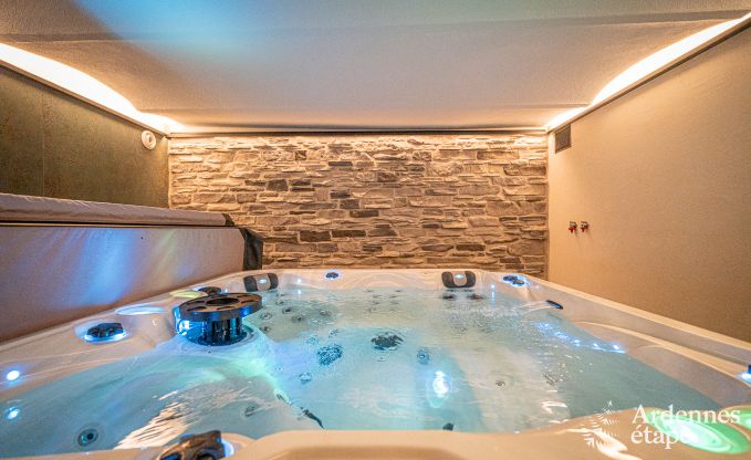 Vaste et luxueuse villa pour 14 personnes avec piscine int�rieure dans les Hautes Fagnes