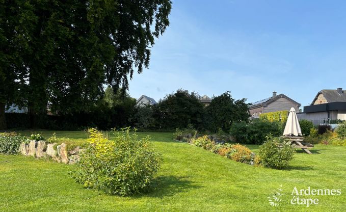 Appartement de vacances spacieux pour 12 personnes avec 5 chambres et jardin priv� et wellness partag� � Butgenbach