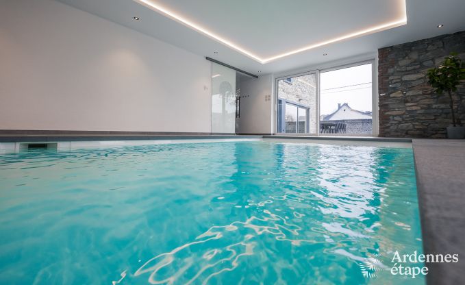 Sjour d'exception en villa de luxe  Butgenbach : 18 personnes, piscine intrieure, sauna, au cur de l'Ardenne