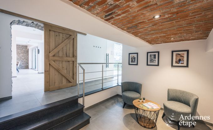 Sjour d'exception en villa de luxe  Butgenbach : 18 personnes, piscine intrieure, sauna, au cur de l'Ardenne