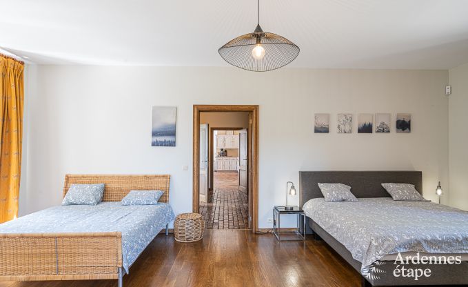 Maison de vacances  Cerfontaine pour 12/14 personnes en Ardenne avec terrain de tennis