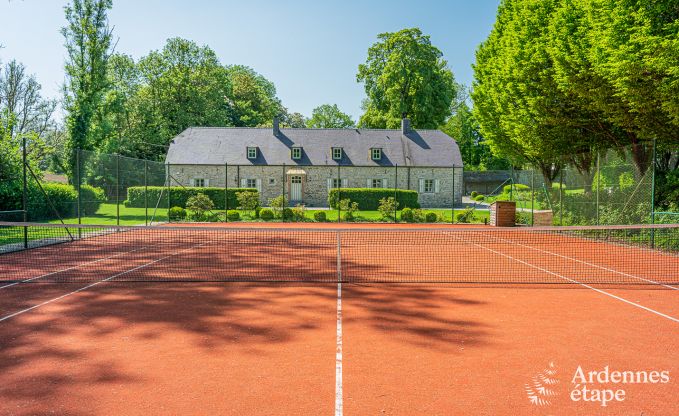 Maison de vacances  Cerfontaine pour 12/14 personnes en Ardenne avec terrain de tennis